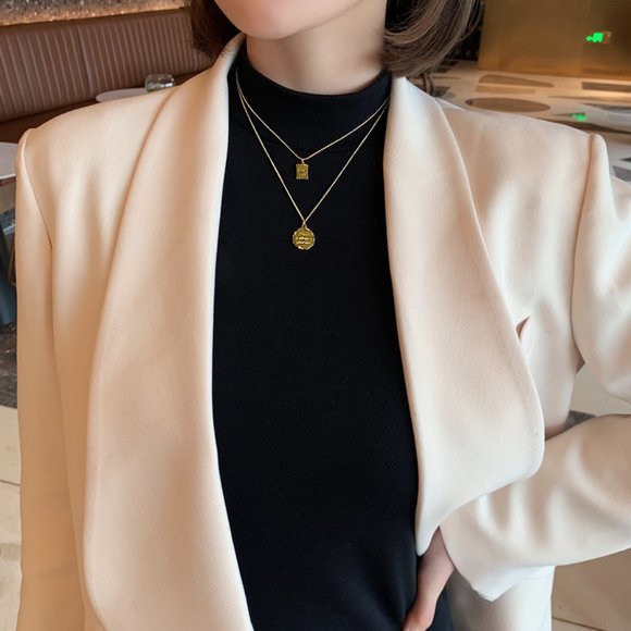 GOLICC Premium Pendant Necklace - Picture 10 of 11